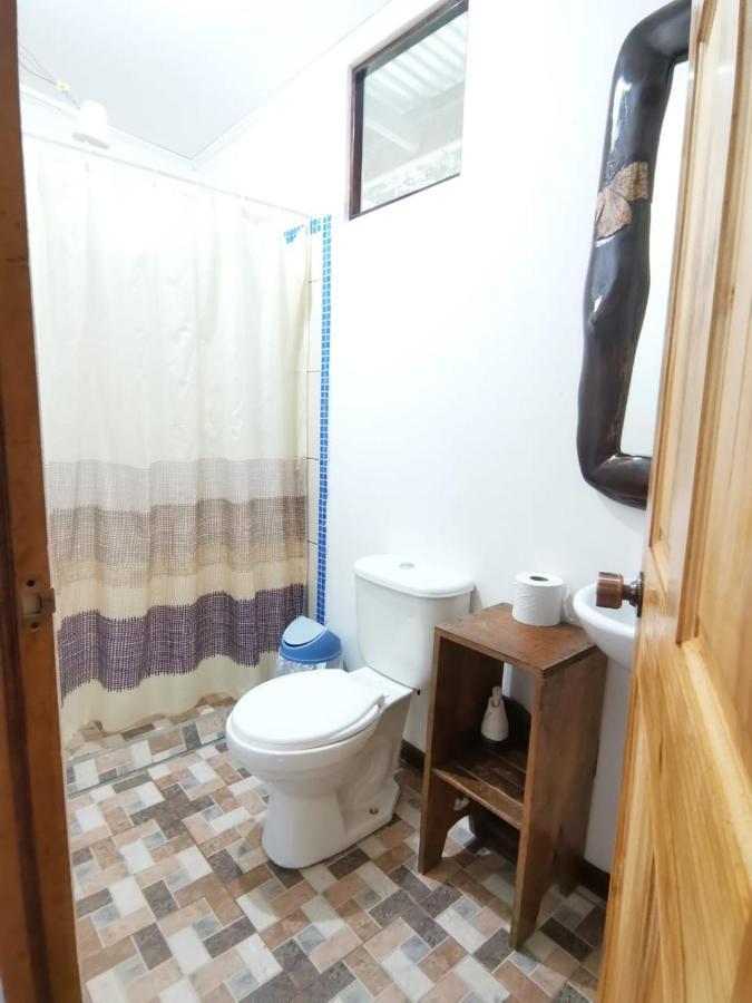 فندق Casita Happy Feet And Tours Corcovado Drakes Bay المظهر الخارجي الصورة