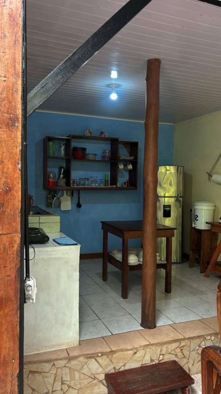 فندق Casita Happy Feet And Tours Corcovado Drakes Bay المظهر الخارجي الصورة