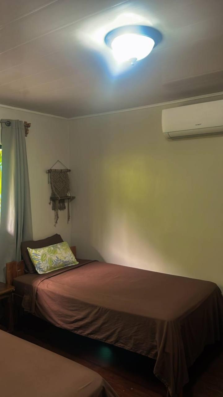 فندق Casita Happy Feet And Tours Corcovado Drakes Bay المظهر الخارجي الصورة